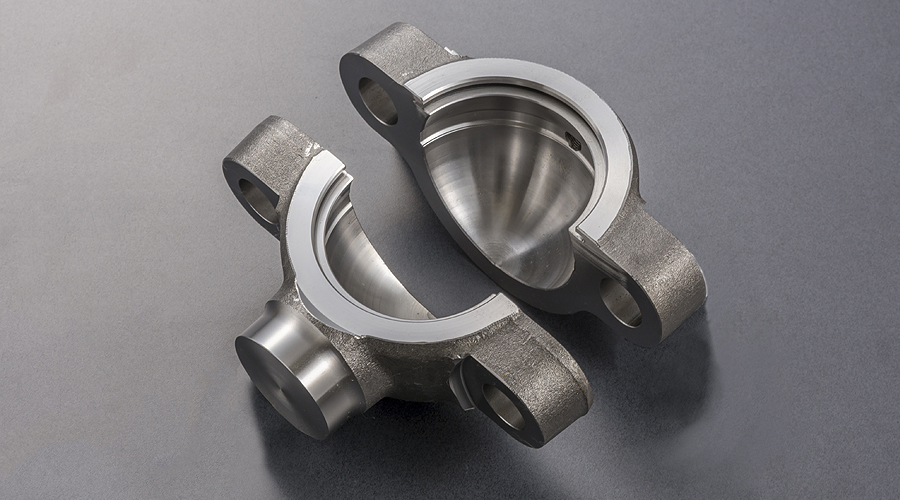 鍛造加工品（モーターグレーダ用ロッドヘッド、キャップ）写真