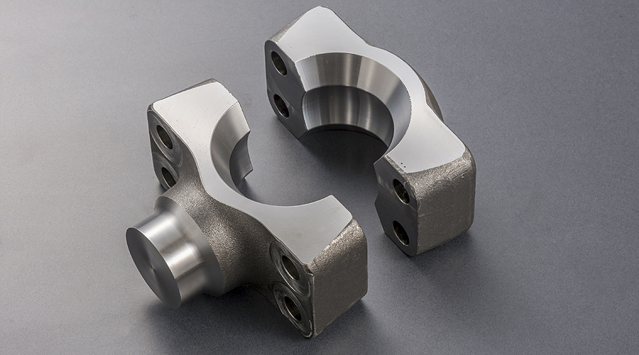 鍛造加工品（ブルドーザーリフトシリンダ用ロッドヘッド、キャップ）写真